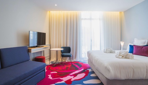 Executive Room, 1 King Bed, Non Smoking (with Single Sofabed)