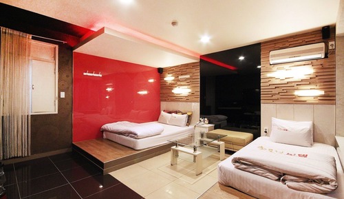 Room (Suite room (twin))