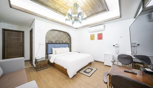 Room (VIP (Bathtub Massage Chair Styler Ter)