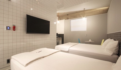 Room (Gaming Room F (Couple PC OTT))