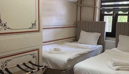 Economy Twin Room