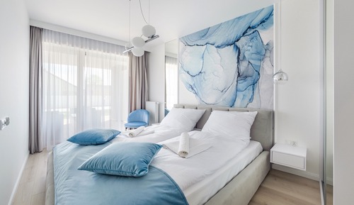 Apartment (5)