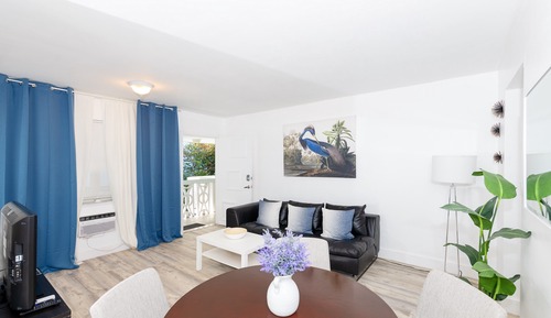 Premier Apartment