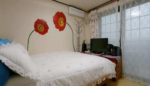 Room (Alkaid)