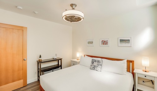 Deluxe Suite, 1 Bedroom, Non Smoking, Courtyard View