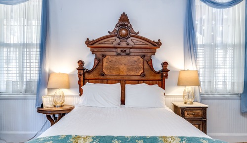 Blue Skye Room