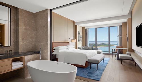 Executive Room, 1 King Bed, Balcony