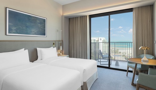 Deluxe Room, 2 Twin Beds, Sea View