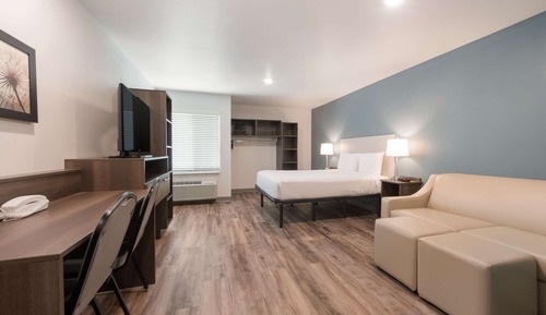 Standard Room, 1 Queen Bed with Sofa bed, Non Smoking