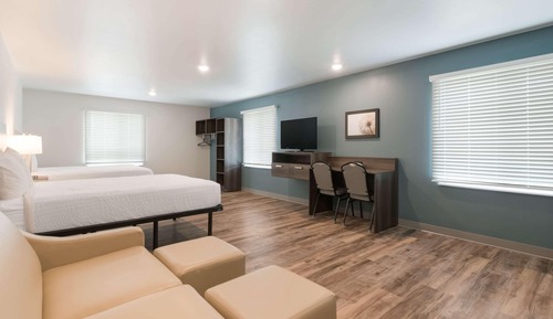 Standard Room, Multiple Beds, Non Smoking