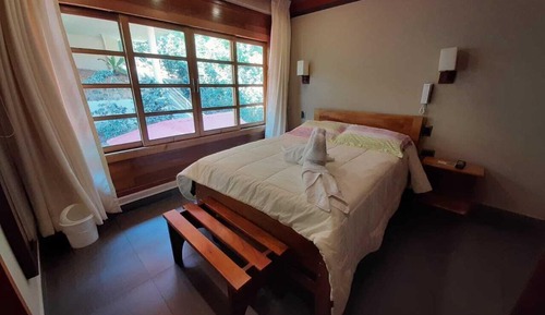 Basic Single Room, Ensuite