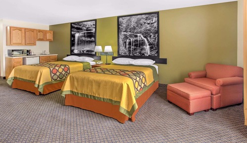 Suite, 2 Queen Beds, Non Smoking (Efficiency)
