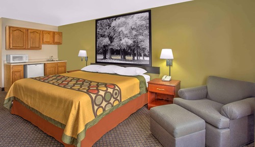 Suite, 1 King Bed, Non Smoking