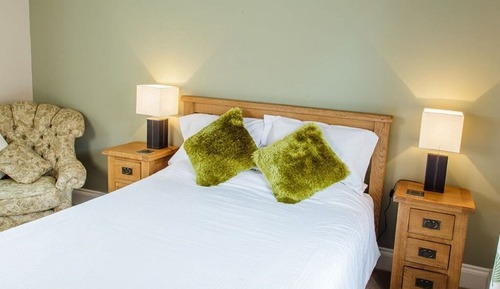 Double Room, Ensuite (Snowy Owl)
