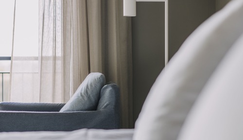 Comfort Room with duneview