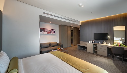 Junior Suite (King)