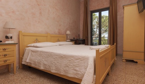 Classic Double Room, City View