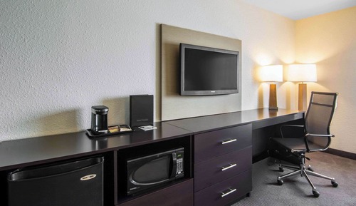 Standard Room, 1 King Bed, Non Smoking