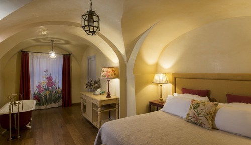 Classic Double Room