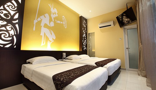 Deluxe Family room