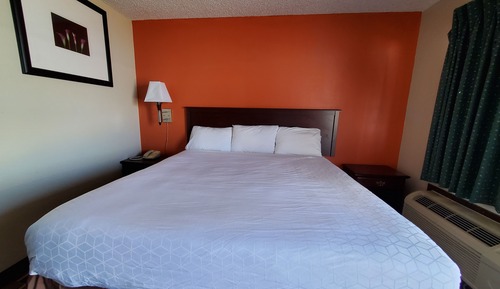 Comfort Shared Dormitory, 1 King Bed, Non Smoking
