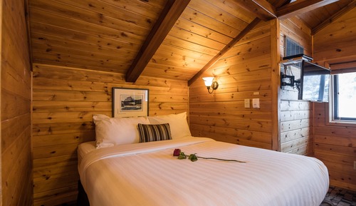 Chalet (Cedar)