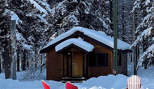 Chalet (Pine)
