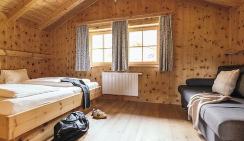 Comfort Chalet, 2 Bedrooms, Terrace, Garden Area (Tiroler-Hütte Charme)