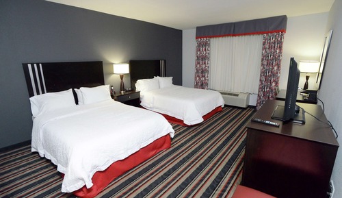 Room, 2 Queen Beds, Accessible, Non Smoking