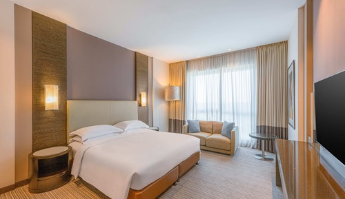 Deluxe Room, 1 King Bed, Smoking