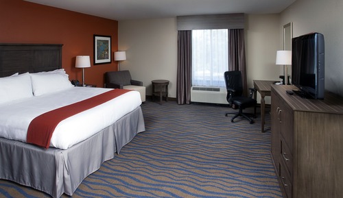 Standard Room, 1 King Bed