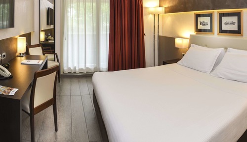 Comfort Room, 1 King Bed, Non Smoking, Balcony