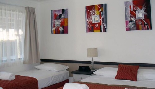 Deluxe Room, Multiple Beds