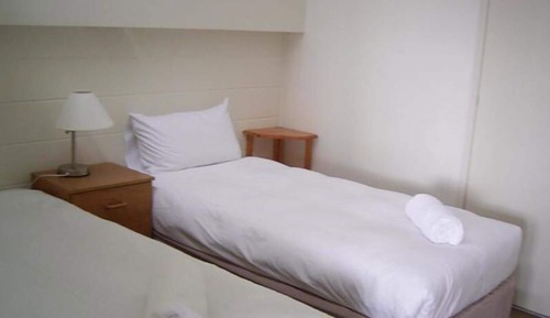 3 bedroom self contained 7 nights