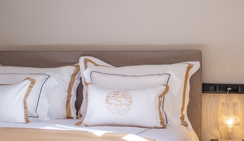 Exclusive Suite, Garden View