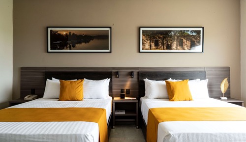 Standard Room, 2 Queen Beds, Non Smoking, Mountain View