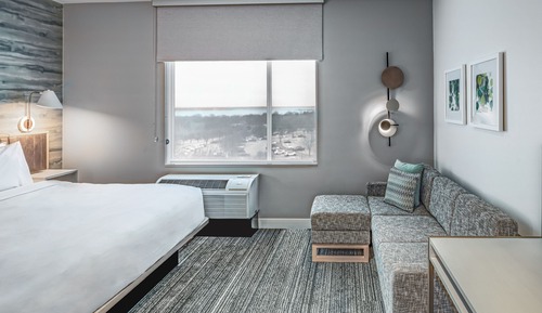 Studio, 1 King Bed
