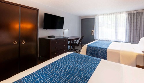 Room, 2 Queen Beds, Smoking