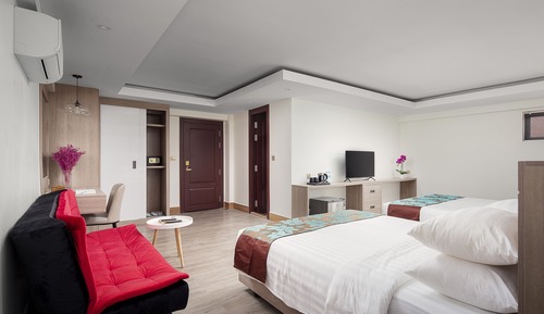 Standard Twin Room