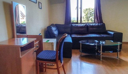 Double Room, Jetted Tub