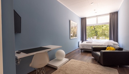 Business Room