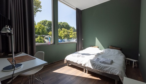 Business Room