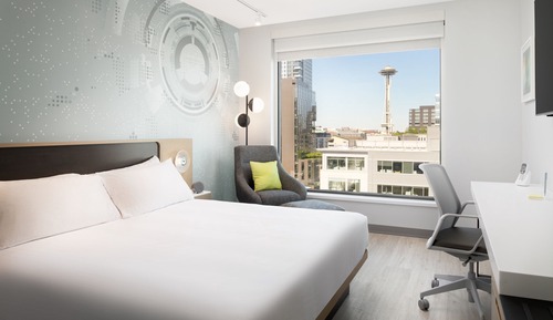 Space Needle View, 1 King Bed - No Resort Fees