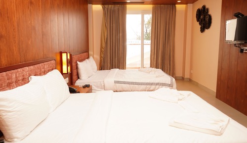 Premium Quadruple Room