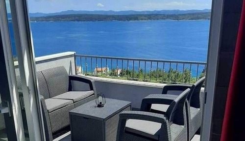 Apartment (One Bedroom Apartment with Terrace an)