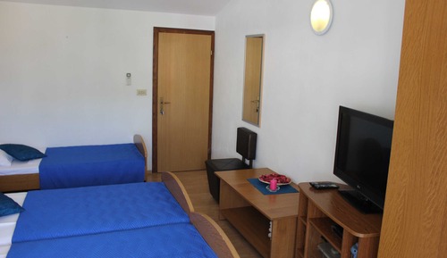 Double Room (Deluxe Room with Patio)