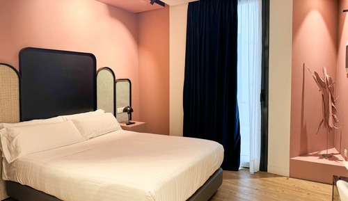 Economy Room