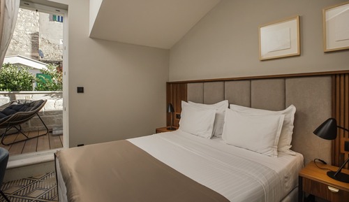 Superior Double or Twin Room, Terrace, City View