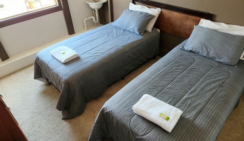 Basic Twin Room