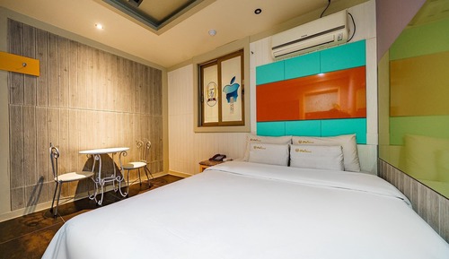 Room (Standard Room)